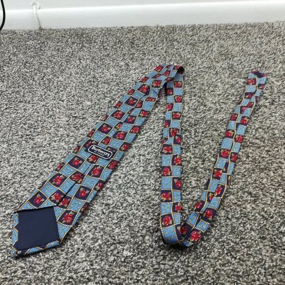 Vintage Burberry Neck Tie Silk Floral Blue Red USA Made 56L 3.75W - Picture 3 of 6